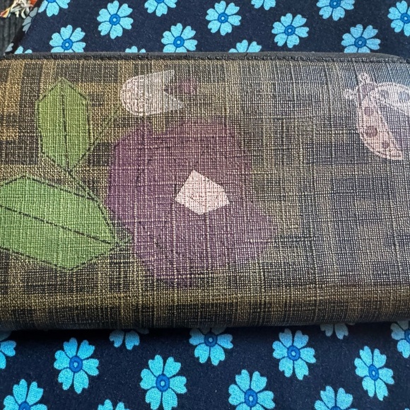 Fendi Floral and Ladybug Patterned Women's Zippy - Picture 1 of 10